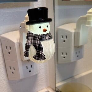 Bath & Body Works Snowman Night Light with Black Hat and Plaid Scarf